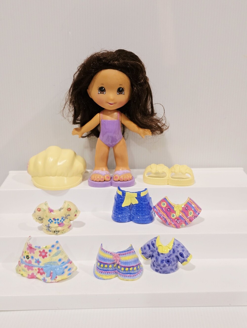 Fisher Price Snap N Style Erika Doll Set
